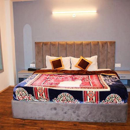 Hotel Link Way-A Riverside Hotel Manāli Εξωτερικό φωτογραφία