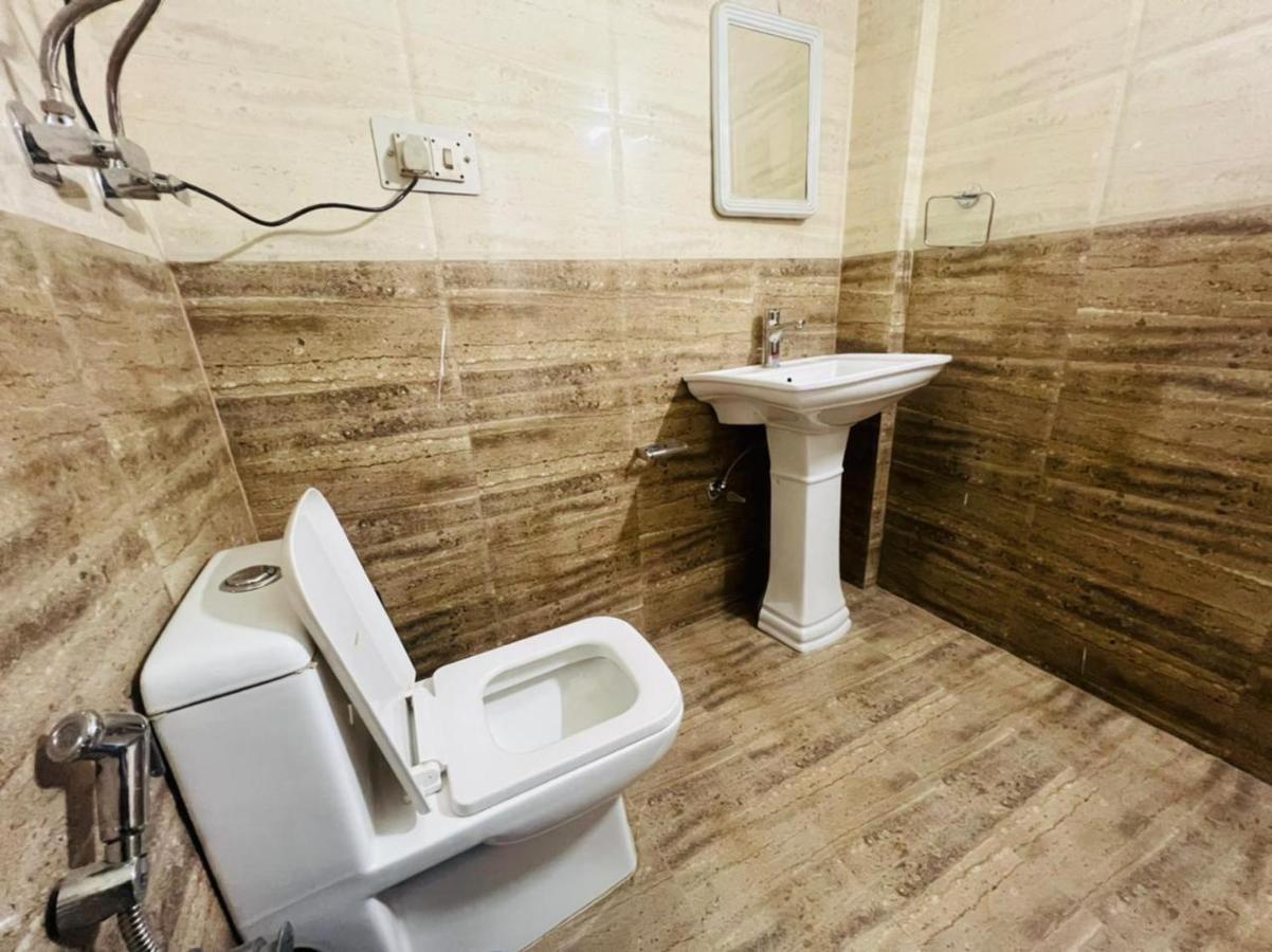 Hotel Link Way-A Riverside Hotel Manāli Εξωτερικό φωτογραφία